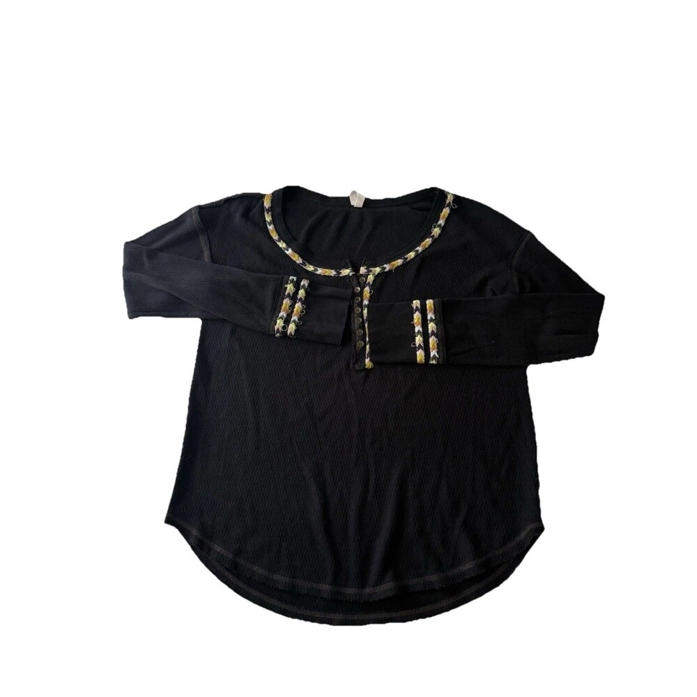 WE THE FREE! Black THERMAL EMBROIDERED crewel LONG SLEEVE TOP SIZE L